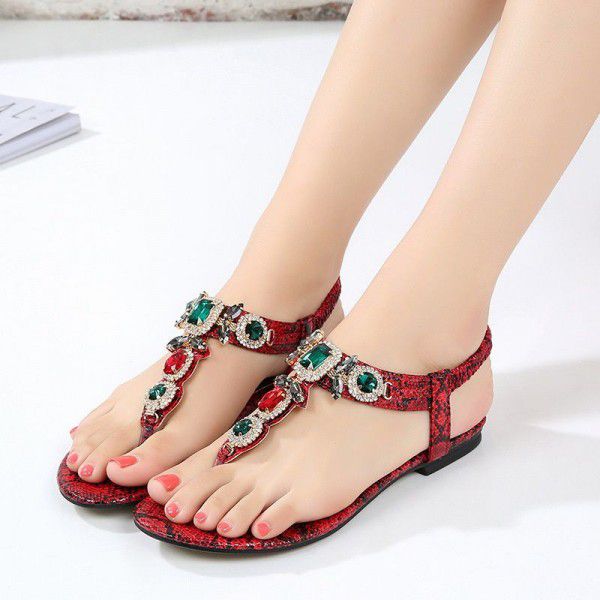 Cross border large women's shoes retro Bohemian Rhinestone sandals 2020 new women's summer Beaded flat shoes
