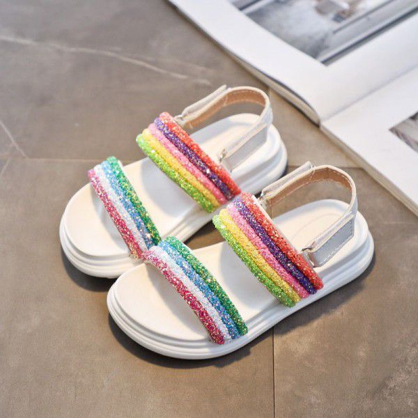 Girls' sandals 2020 new summer children's little girls' fashion rainbow shoes primary school students' soft bottom non slip beach shoes