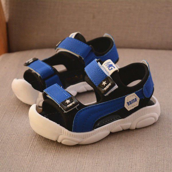 A new generation of 2020 summer children's shoes boy's soft bottom beach shoes boy's Baotou kickproof sandals