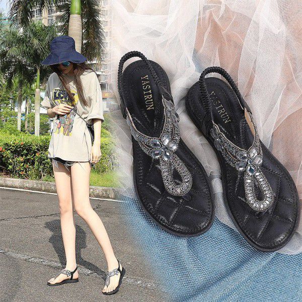 Cross border Rhinestone flat bottom sandals elegant Runda Han version flat heel hollow Bohemian comfortable women's shoes summer
