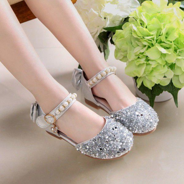 Girls Princess Shoes 2020 spring new soft bottom sandals wholesale Korean crystal shoes girls Doudou shoes children's leather shoes