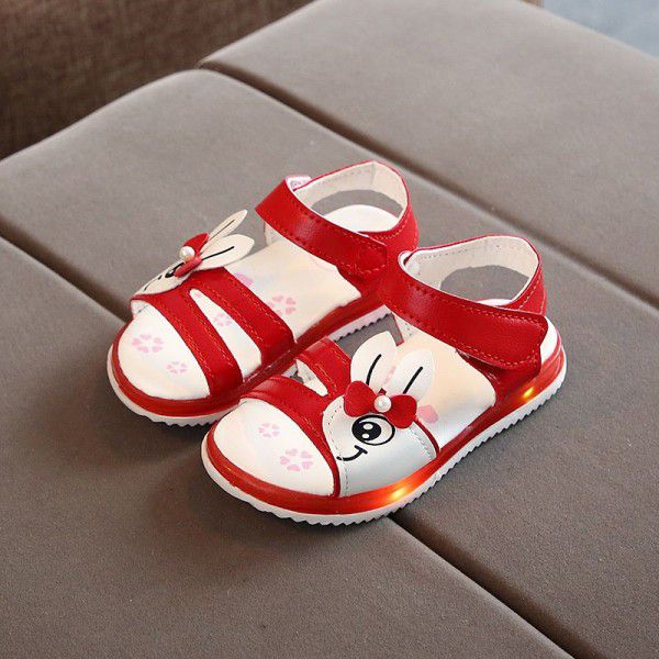 2020 summer new girls' bareteeth bright light sandals fashion luminous princess shoes baby breathable soft soled luminous shoes