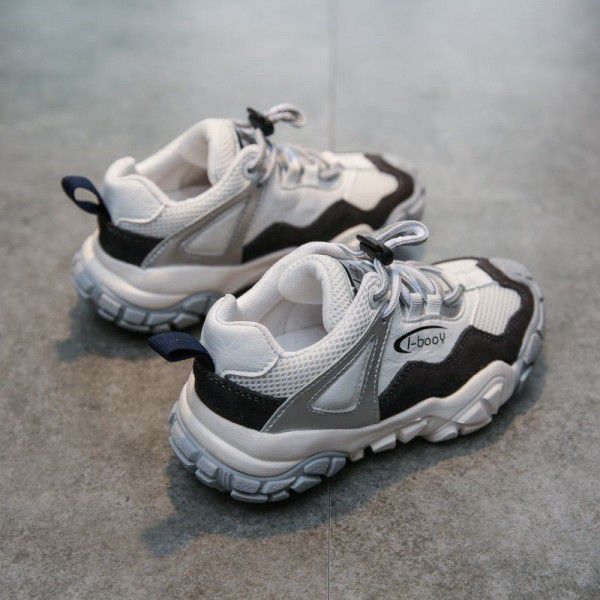 Children's shoes 2020 spring new children's sports shoes girl's Korean version of Laoda shoes boy's travel shoes student running trend
