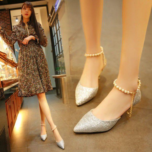 Summer new women's sandals pointed Korean fashion sequins high heels women's beading comfortable and versatile women's sandals
