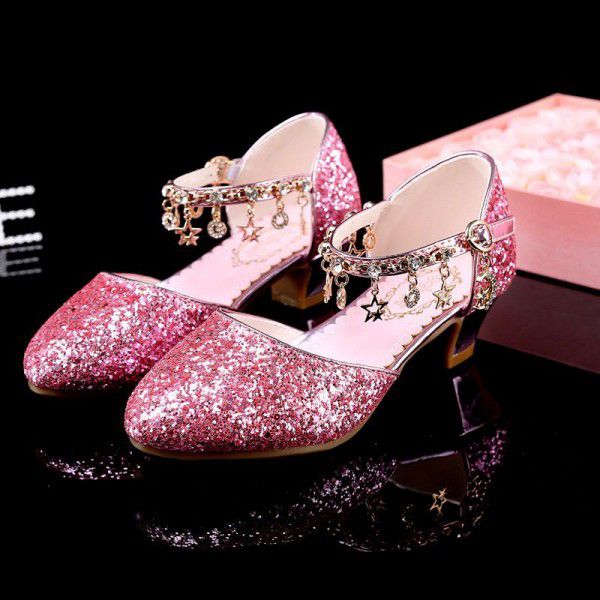 Wholesale 2019 new girls' leather shoes, students' Baotou crystal sandals, Korean version, high-heeled children's princess shoes
