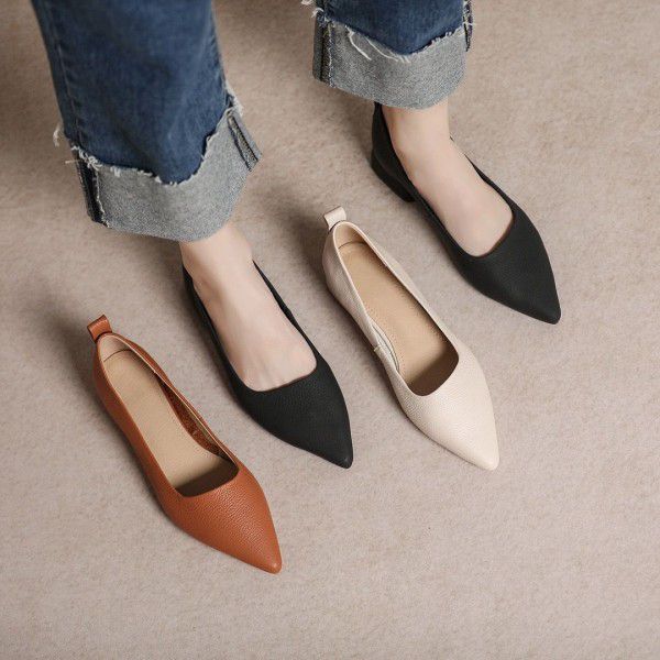 New cowhide pointed soft sole single shoe with lyc...