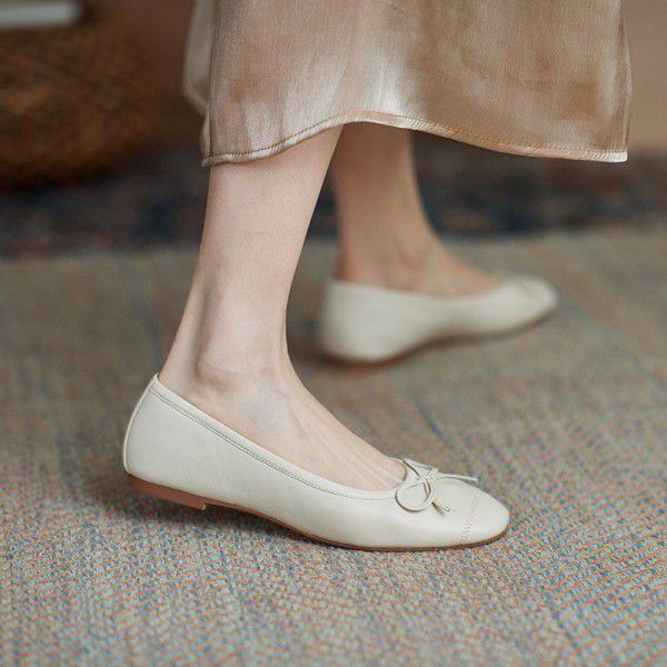 Red Single Shoes Women's Shallow Mouth Genuine Leather Ballet Shoes Ladle Shoes Flat Bottom French Little Red Shoes Bean Shoes Grandma Shoes Wedding Shoes 