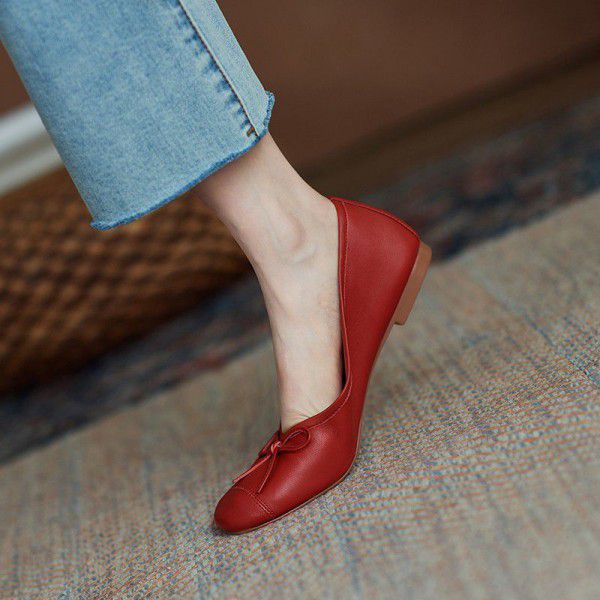 Red Single Shoes Women's Shallow Mouth Genuine Leather Ballet Shoes Ladle Shoes Flat Bottom French Little Red Shoes Bean Shoes Grandma Shoes Wedding Shoes 