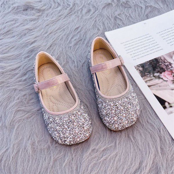 Girls' shoes, princess shoes, winter new children's crystal shoes, baby girls' soft soled shoes, small leather shoes, spring and autumn styles 